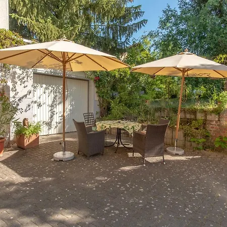 Lahnhaus Bruehl/ Fende Haus *