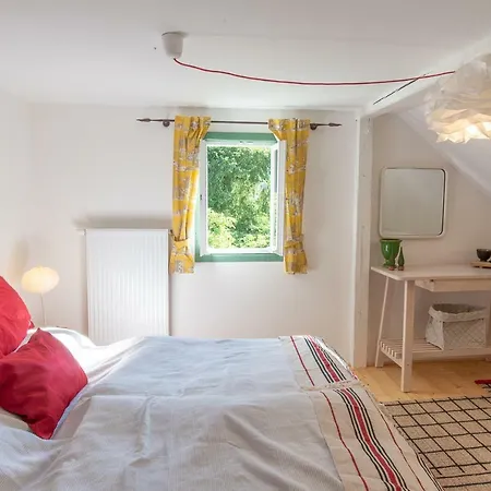 Lahnhaus Bruehl/ Fende Haus Arfurt