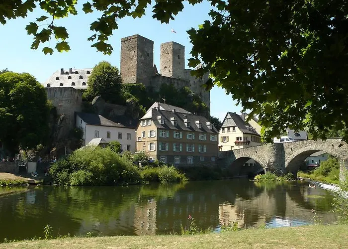 Lahnhaus Bruehl/ Fende Haus *